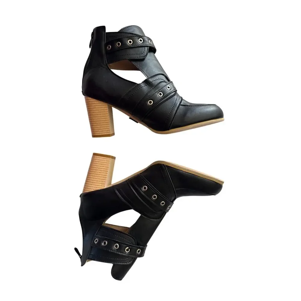 Black Leather Ankle Boots w/ Buckle & Strap Detail Chunky Heel NWOT